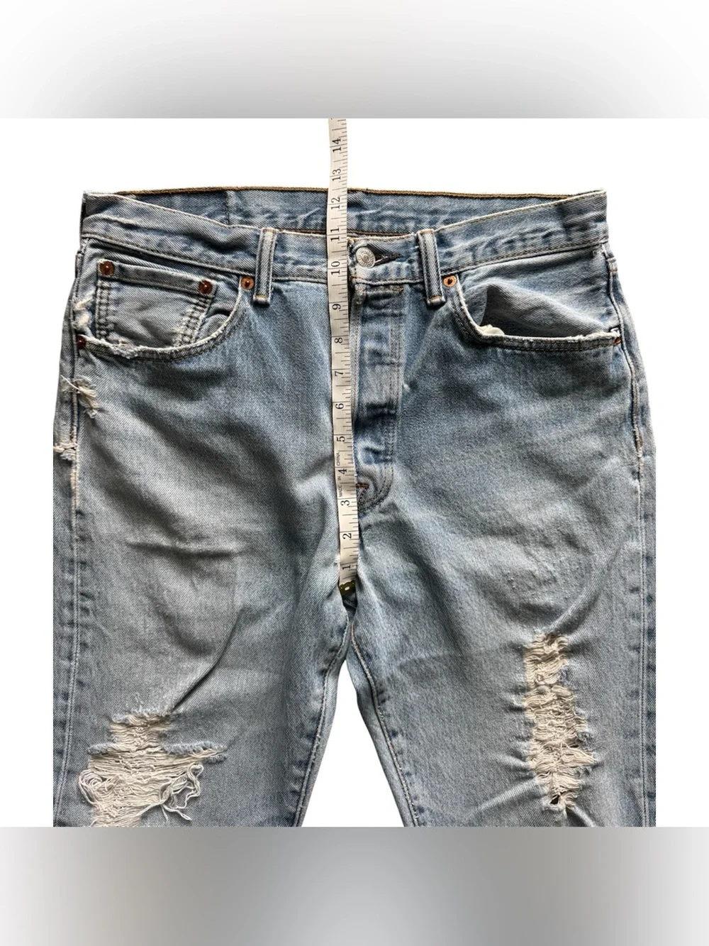 Levi’s Vintage 501 Distressed Light Wash Straight Leg Jeans Men’s 34x33 USA